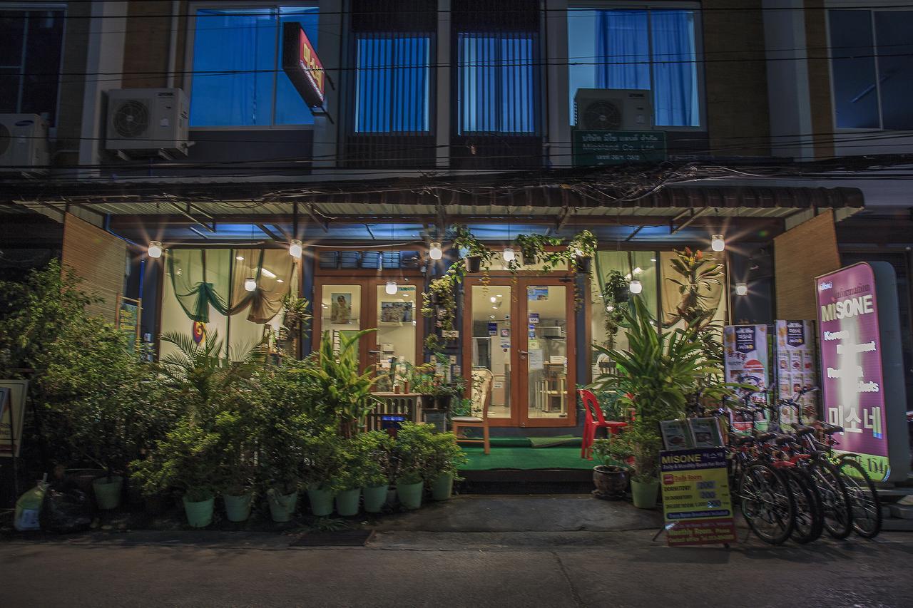 Misone Hotel Chiang Mai Exterior photo